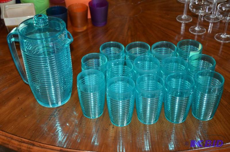 lot 153 image: 14 tumblers with pitcher...