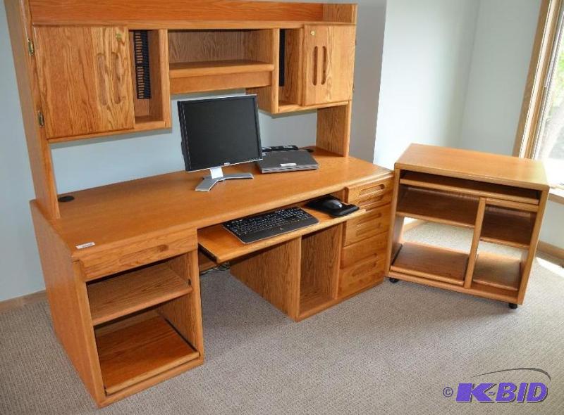 lot 62 image: Desk measures 28 x 71 x 66, and matching roll...