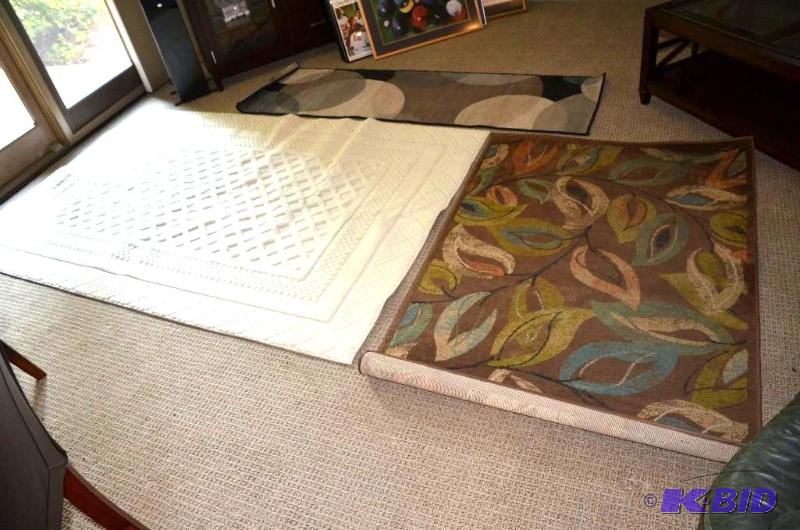 lot 94 image: Lot of 3 area rugs, Please inspect for detail...