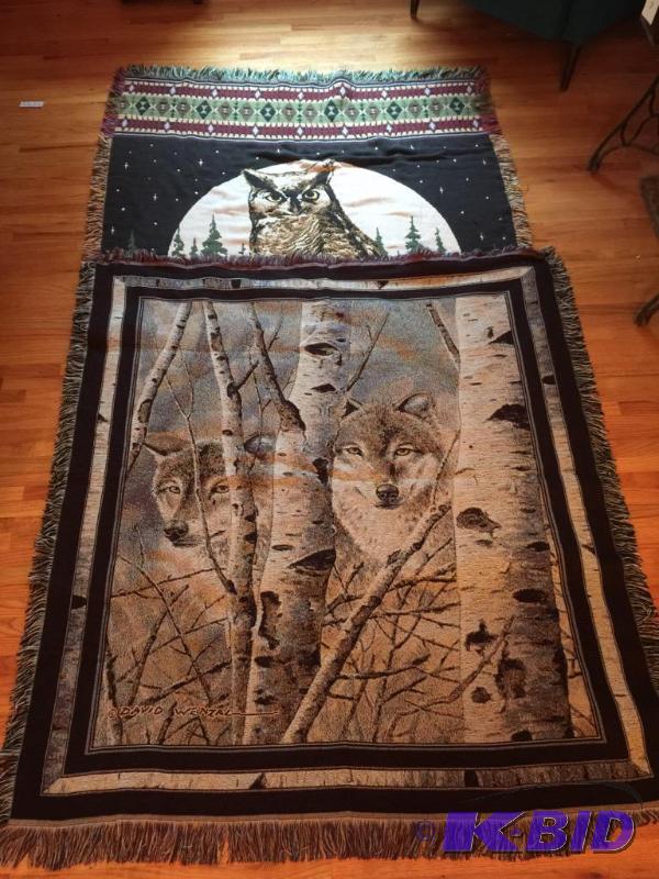 Two Wildlife ThrowsBlankets