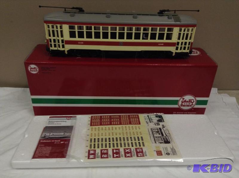 lot 13 image: LGB Lehmann G Scale Model 21382 Train Car
