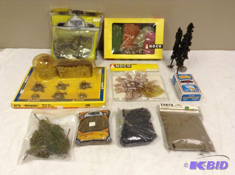 lot 160 image: Railroad Train Landscape Accessories