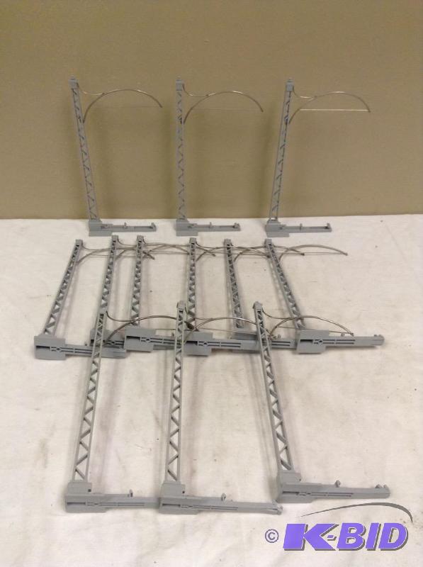lot 174 image: 12 LGB #6000 G Scale Catenary Wire Masts