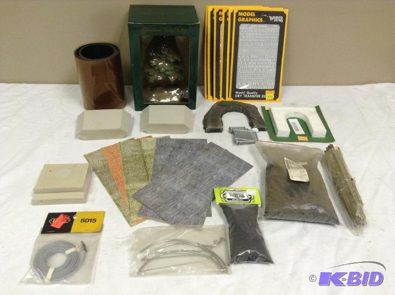 lot 215 image: Railroad Train Landscape Accessories