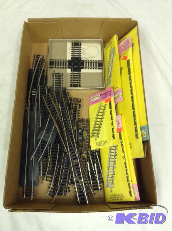 lot 229 image: HO Scale Train Track