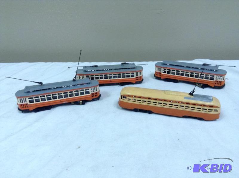 lot 238 image: (4) Unmarked Railroad Train Cars
