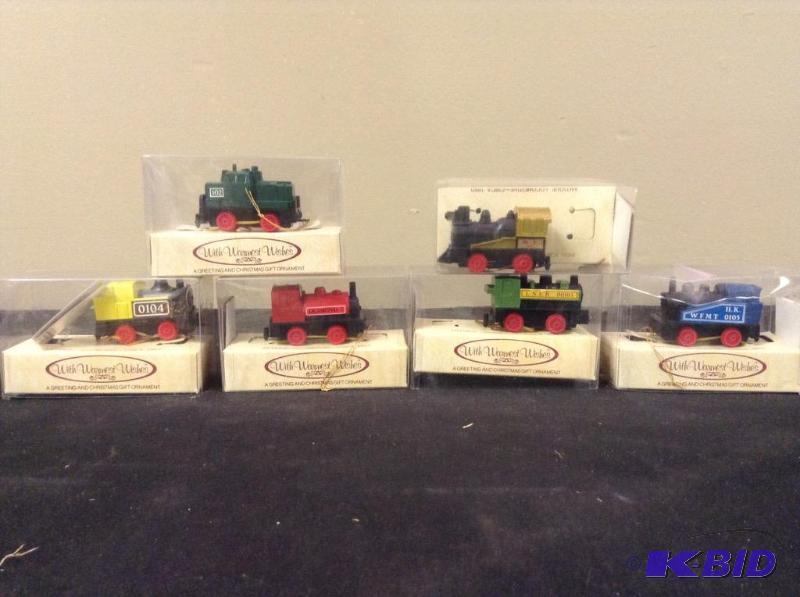 lot 305 image: 6 Railroad Train Christmas Ornaments