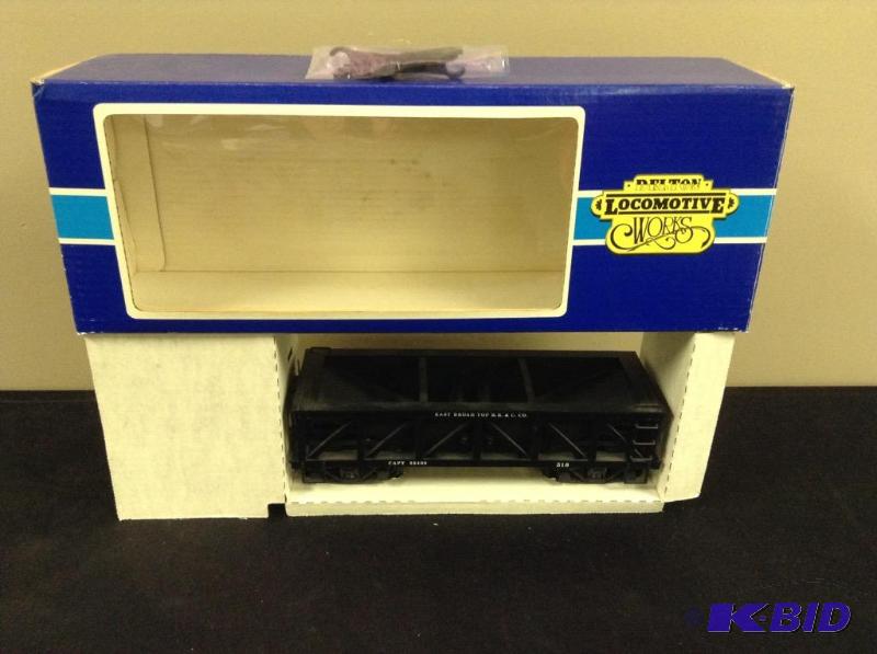 lot 45 image: Delton Locomotive Works #318 Hopper Train Car