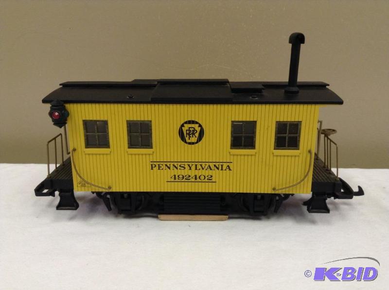 lot 46 image: Aristocraft Caboose 492402 Train Car
