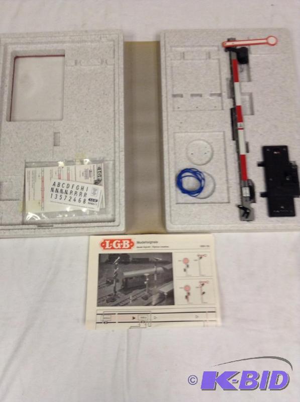 lot 80 image: LGB Lehmann #5092 Semaphone signal light