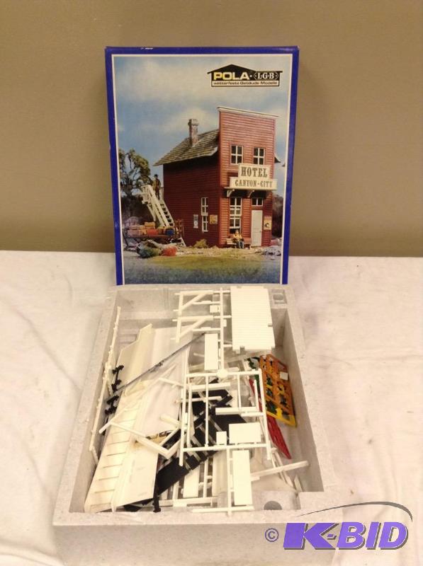 lot 83 image: LGB Pola Hotel Canton City Model Railroad Building Kit