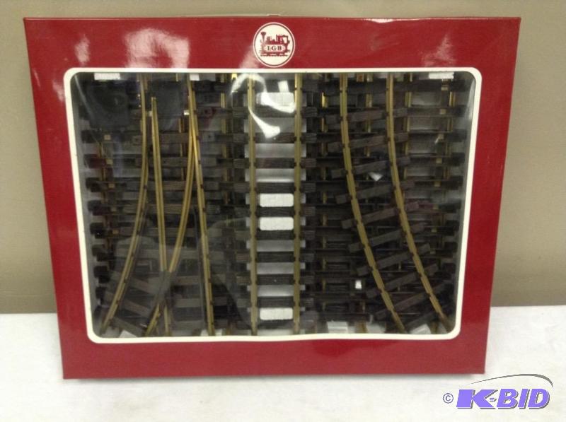lot 90 image: LGB Lehmann #19902 G Scale Train Track Expander Set