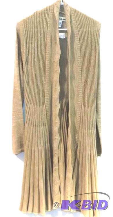 Seventh Avenue tan shrug