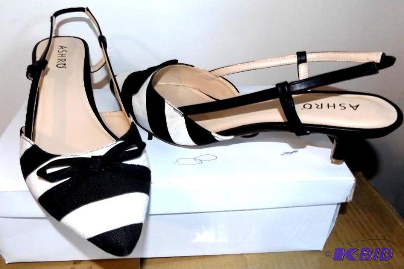 Ashro bell black and white striped sandal with small heel