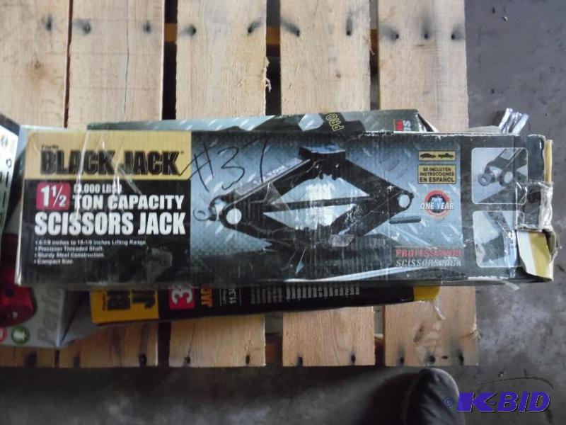 Black Jack 1 12 Ton Capacity Scissors Jack