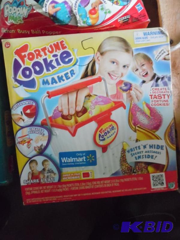 Fourtune Cookie Maker