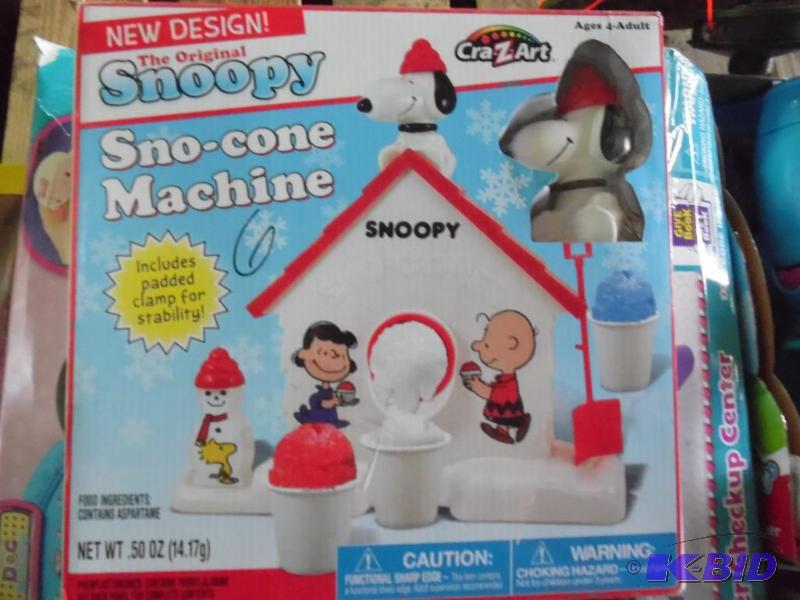 Snoopy Snow Cone Machine