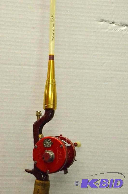 lot 136 image: Heddon Pal 5123 5 foot Musky Special Fishing ...