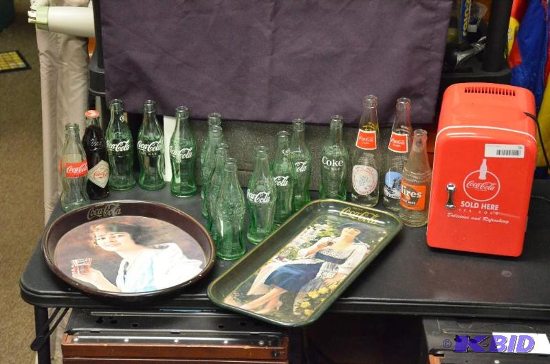 lot 16 image: Lot of collectable Coca Cola North Dakota Ce...