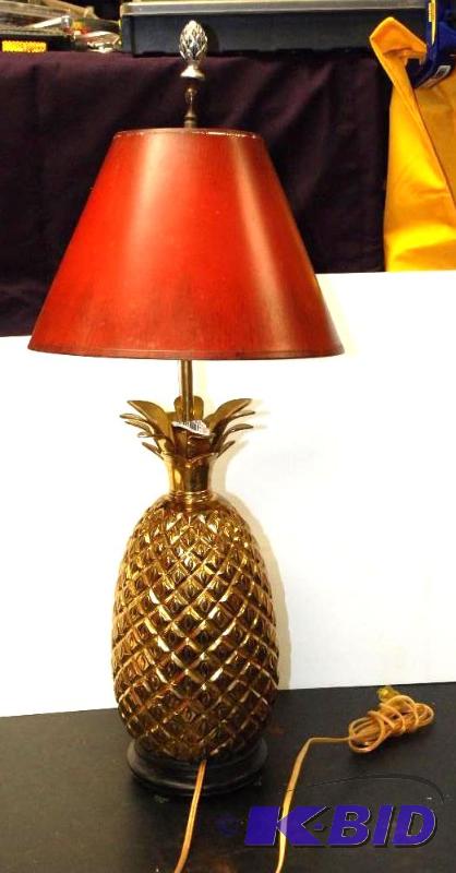 lot 214 image: Vintage Pineapple Table Lamp - brass looking ...