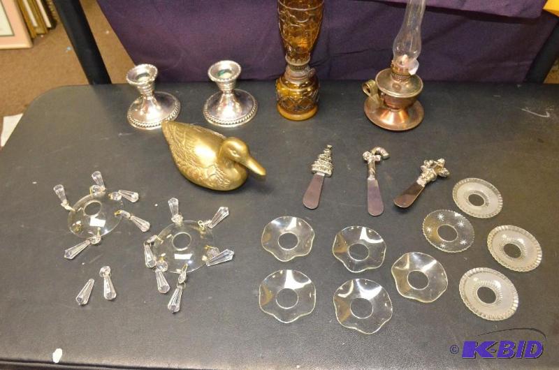 lot 234 image: Lot of collectibles including 2 Sterling 909...
