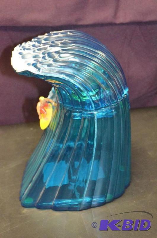 The original wave cookie jar 2001 plays Surfi | Whiteford