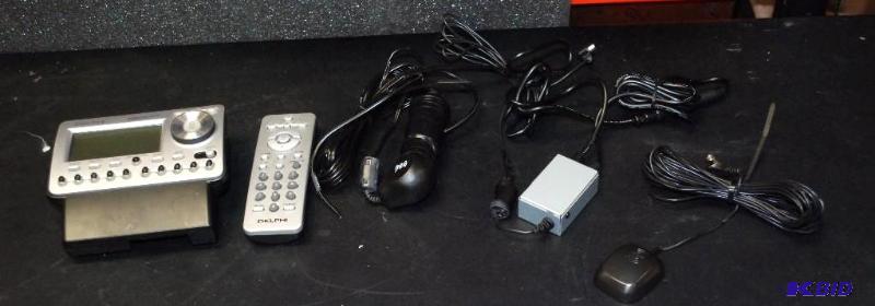 lot 41 image: Delphi XM Sky Fi 2 SM Ant to SM Satellite Rad...