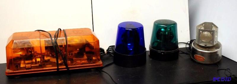 lot 66 image: 4 rotating and flashing lights, target tech, ...