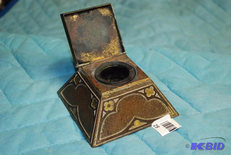 lot 82 image: Equal Silver Crest&nbspDecorated Bronze ...