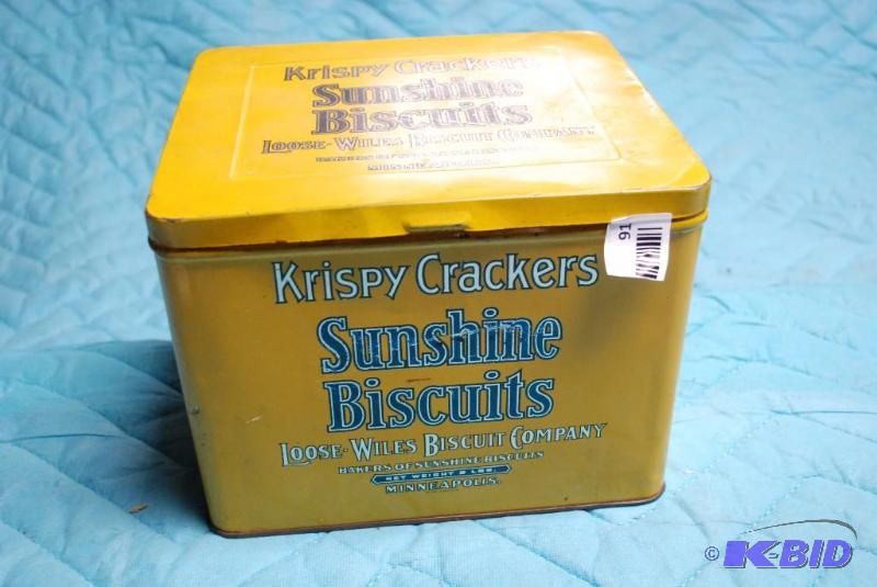 lot 91 image: Antique Wood Tin yellow Krispy Cracker Sunshi...