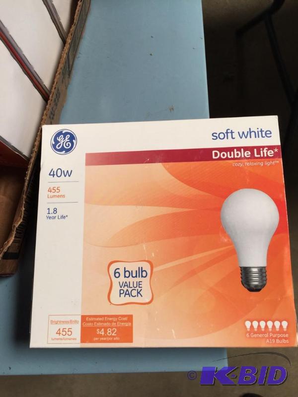4-6 40 W lightbulbs
