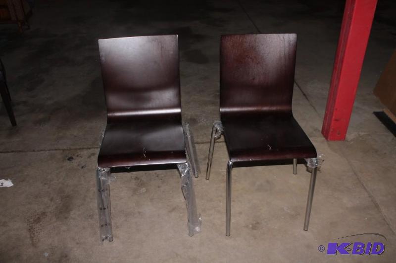 2 Stackable Chairs