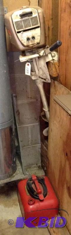 lot 150 image: Vintage Clinton Chief Outboard Motor and Fuel Tank