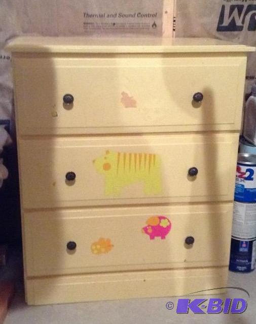 lot 176 image: Three Drawer Dresser