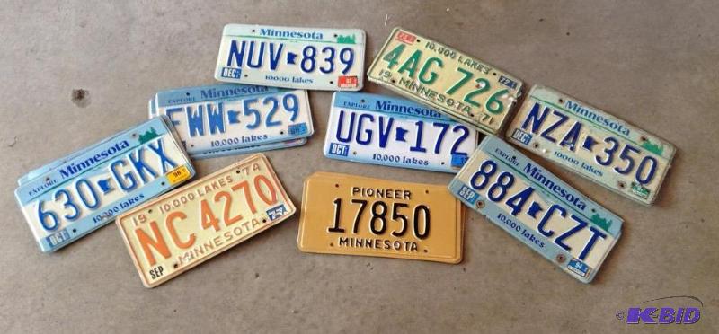 lot 189 image: Lot of Old Minnesota License Plates