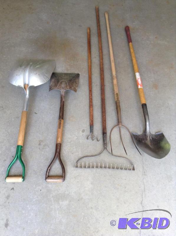 lot 207 image: Shovels and More for Your Landscaping