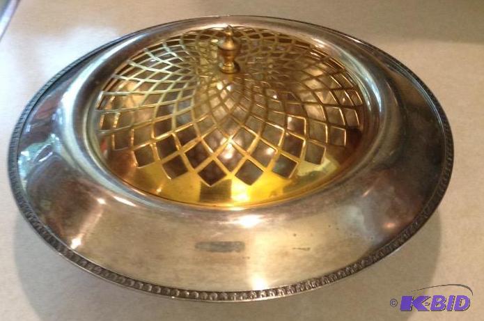 lot 215 image: Silver Plate ConsoleFruit Bowl with Lid - Chippendale