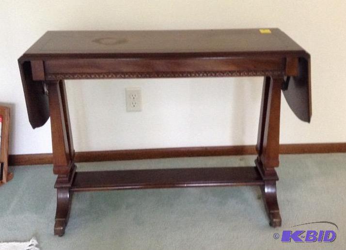 lot 3 image: Solid Wood Vintage Sofa Table with Drop Down Leaves