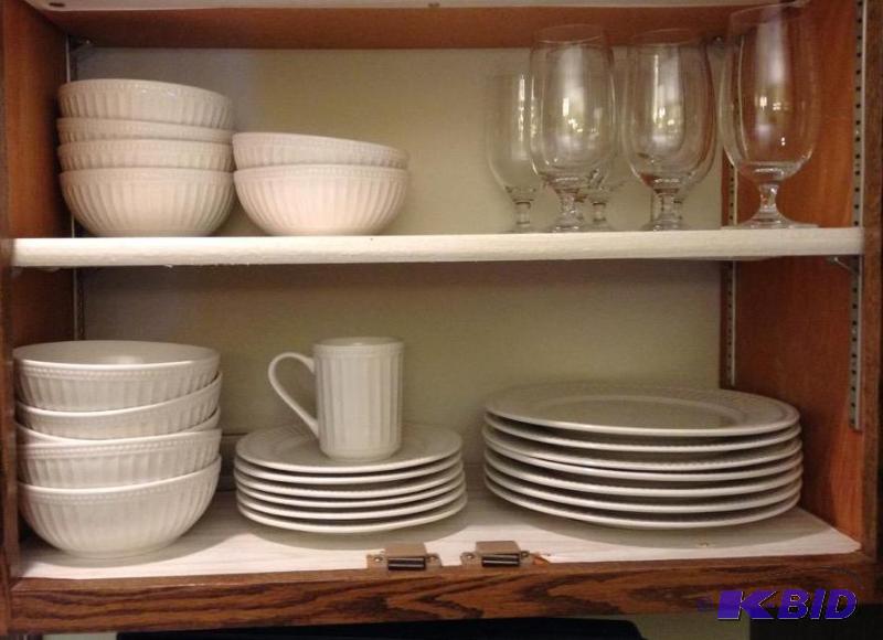 lot 59 image: Everyday Dishes Cupboard