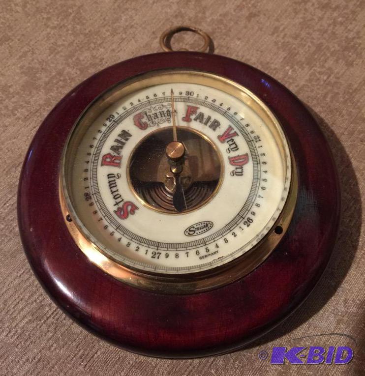lot 75 image: Stellar Barometer