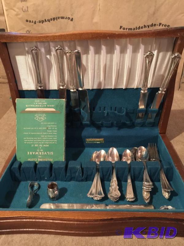 lot 78 image: More Mixed Silverplate Flatware with Storage Box