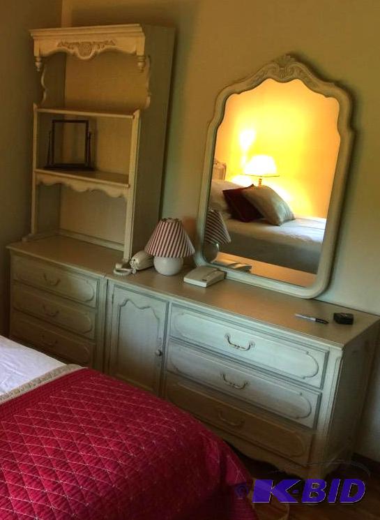 lot 80 image: Vintage Six Piece Margaux Bedroom Set with Twin Headboad