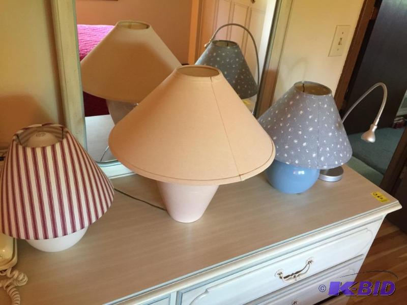 lot 86 image: Three Lamps with Shades and One Desk Lamp