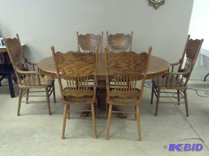 Beautiful Vintage Dining Table Set