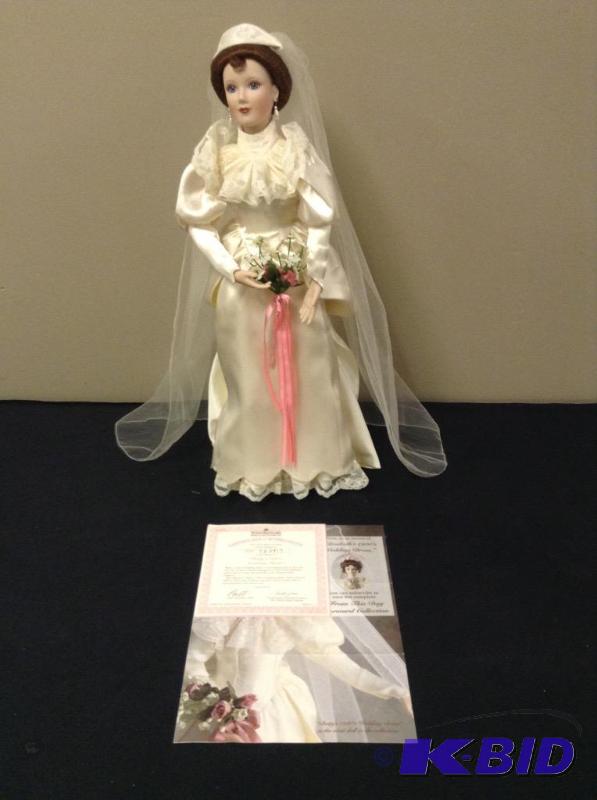 lot 27 image: Bettys 1930s Wedding Dress Porcelain Doll