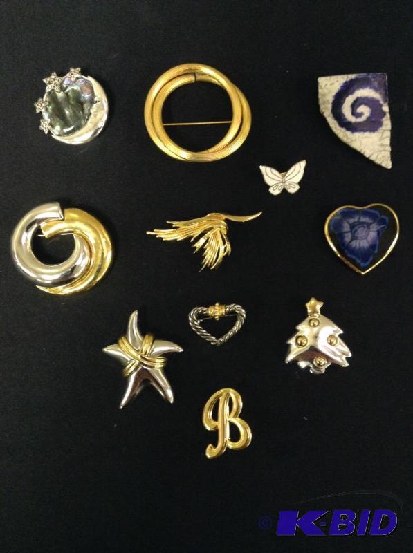 lot 10 image: 11 Brooch & Lapel Pins