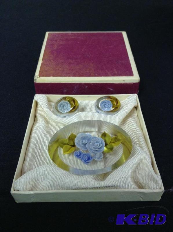 lot 13 image: Vintage 50s Lucite Encased Rose Pin and Earring Set
