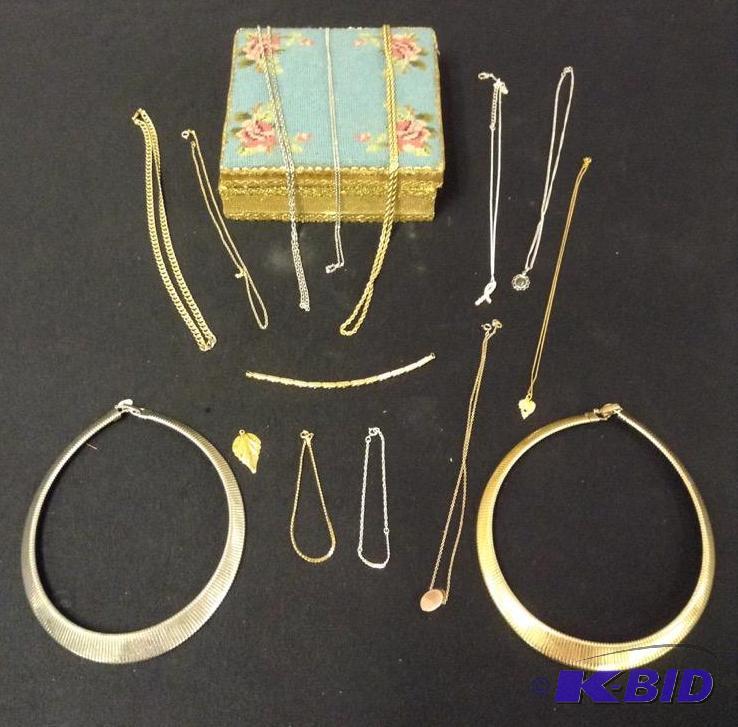 lot 23 image: Gold & Silver Fashion Necklaces & Bracelets
