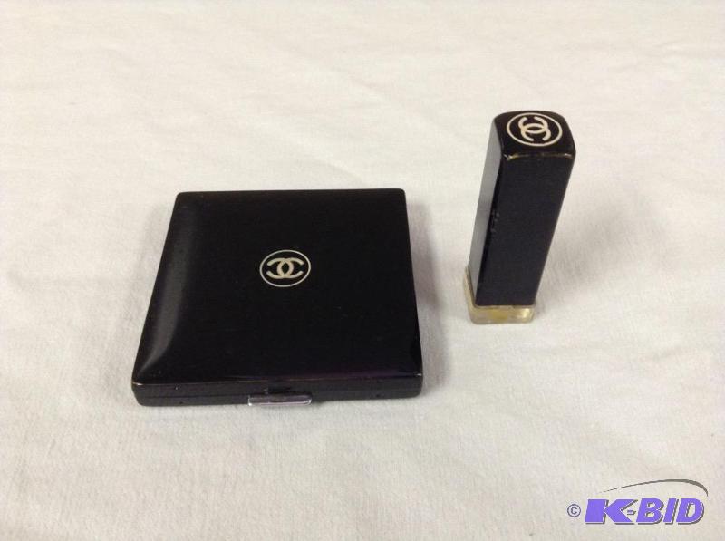 lot 37 image: Chanel Compact & Lipstick Case