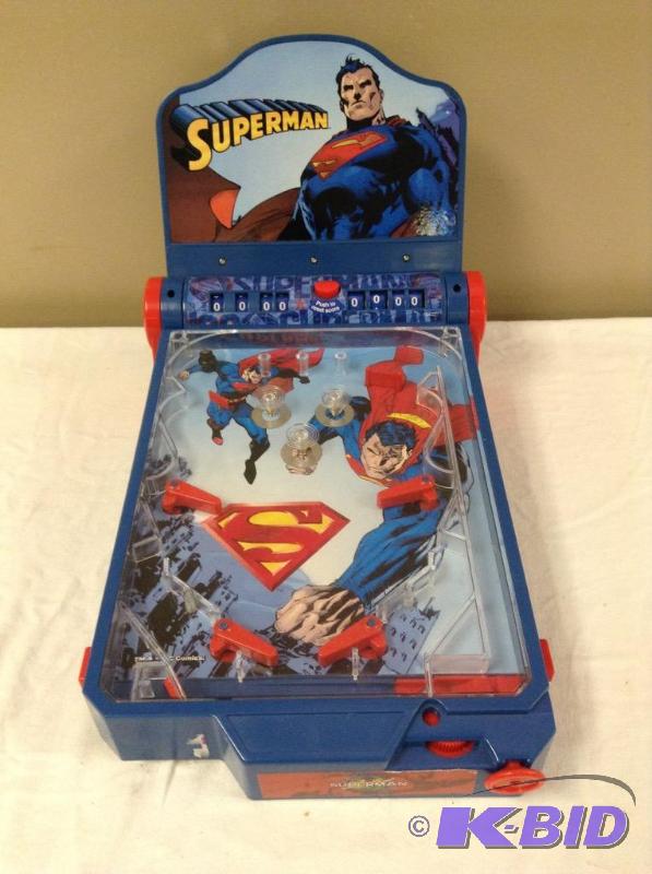 lot 18 image: Superman Pinball Game